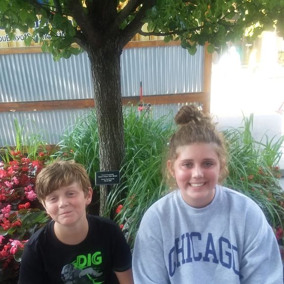 Meet your Posher, Colleen - Picture 1 of 1